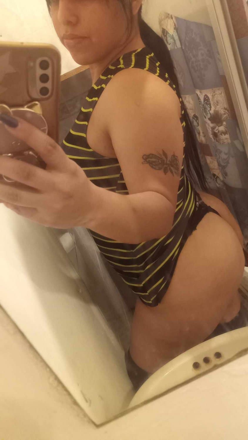 Mas de aracely  culona miy zorrita le da tremendo culote a cualquiera es bien puta la mami