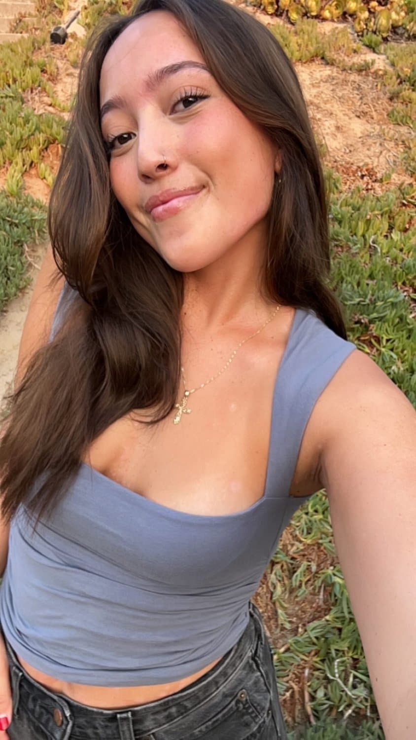 Thick Asian Pacific Islander with nice cameltoe and ass