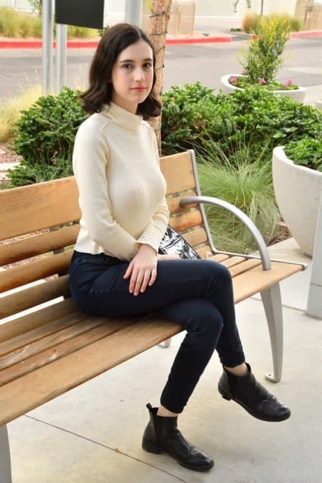 Sexy dressed ,babes ,,,,,moms ?????