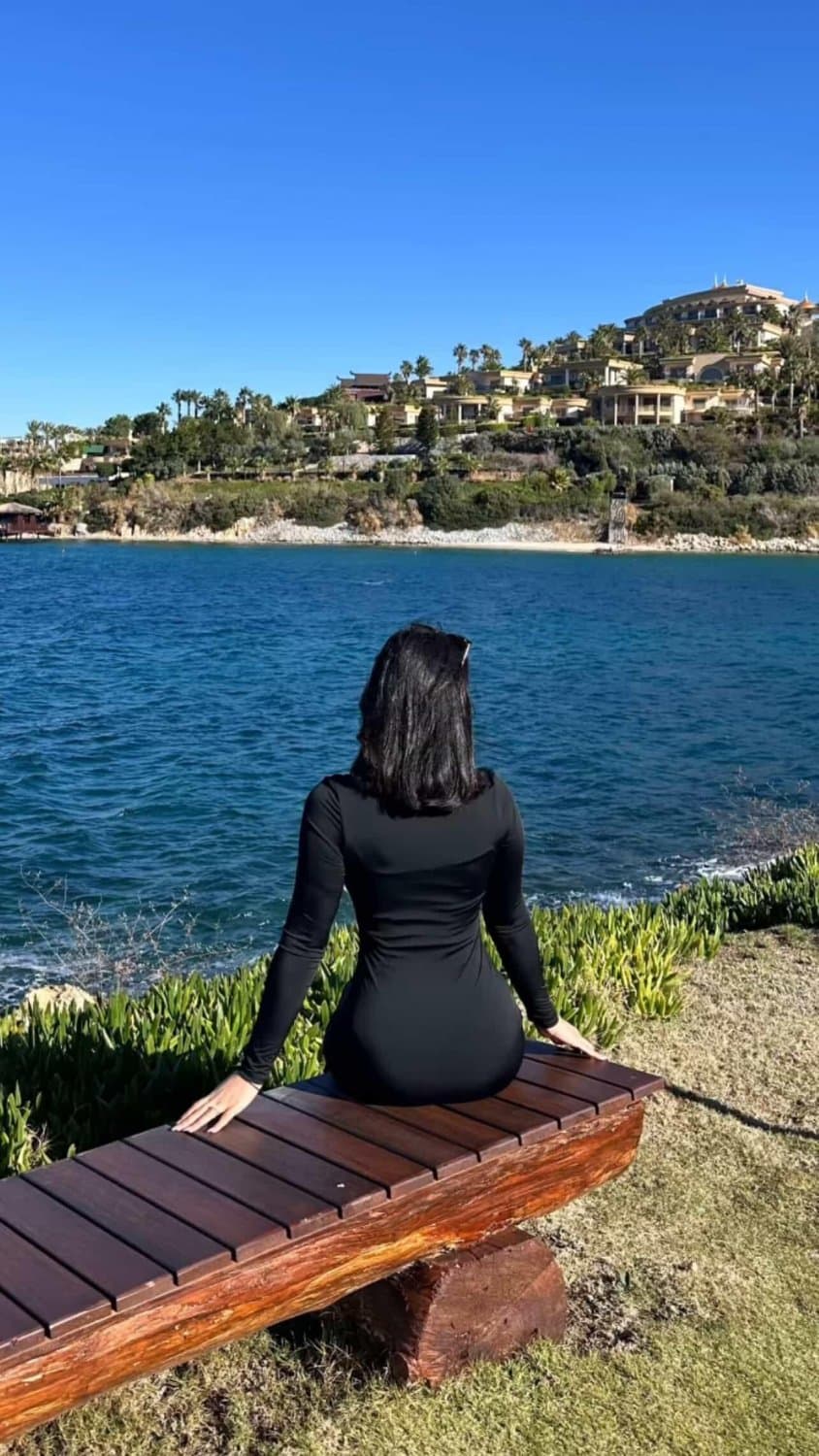 Shy algerian IRL whorthy of your cum