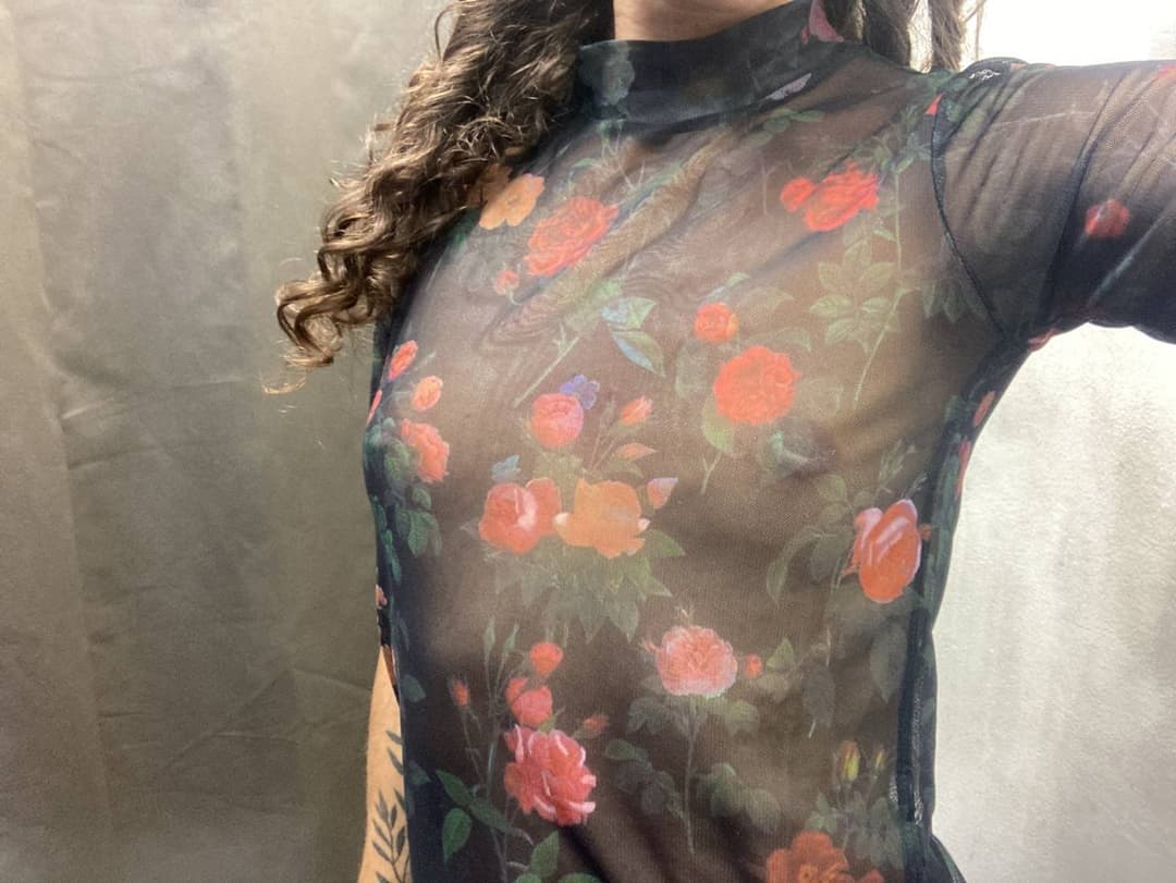 Click to view full size flat chest polish slut 28yrs