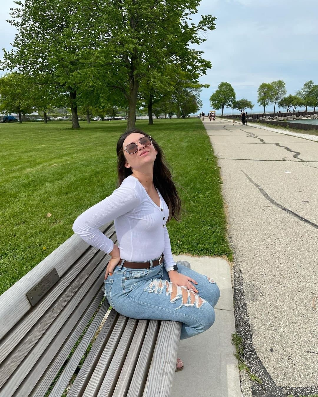 Click to view full size She gives such good head