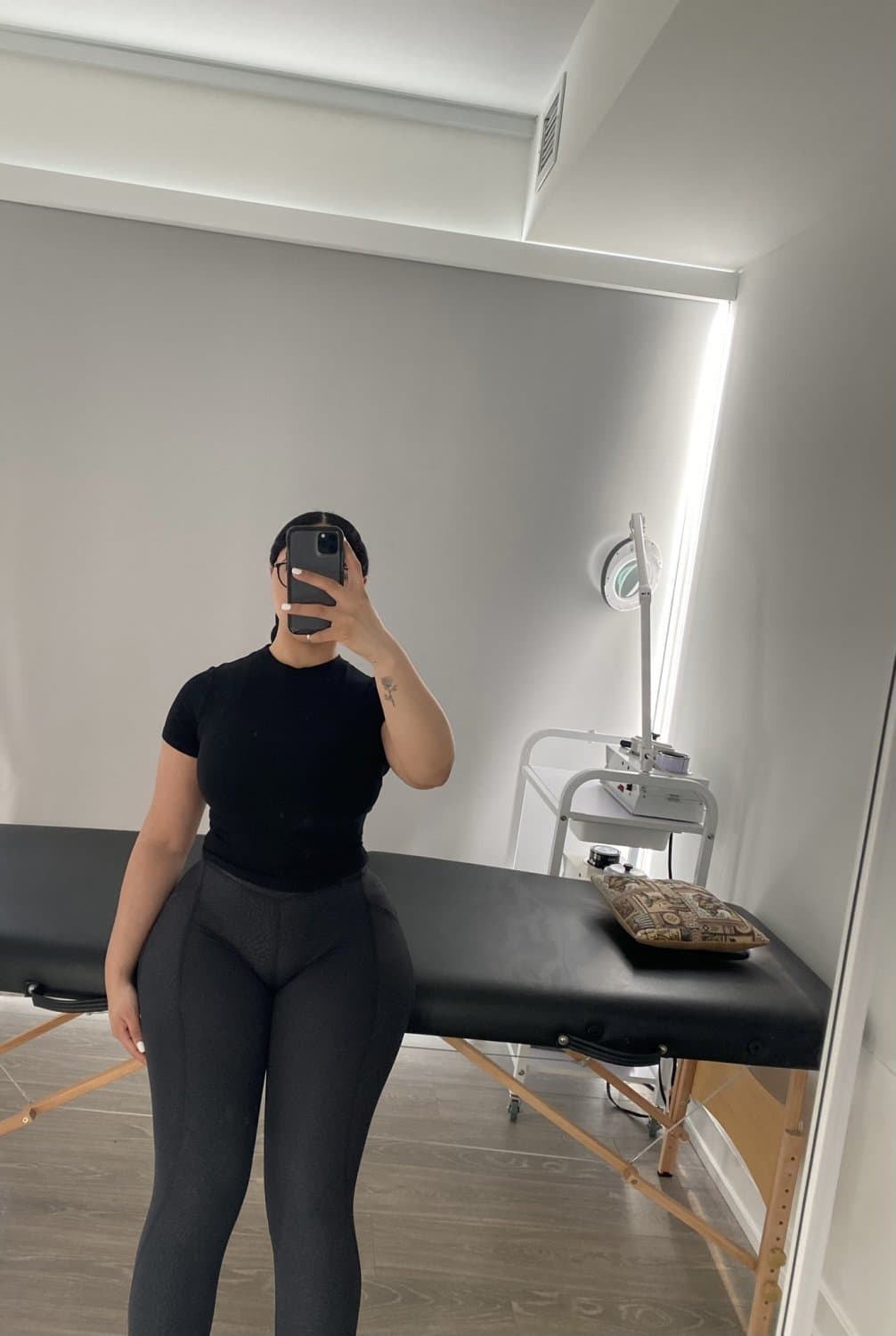 Big titty redbone with a nice shaped ass