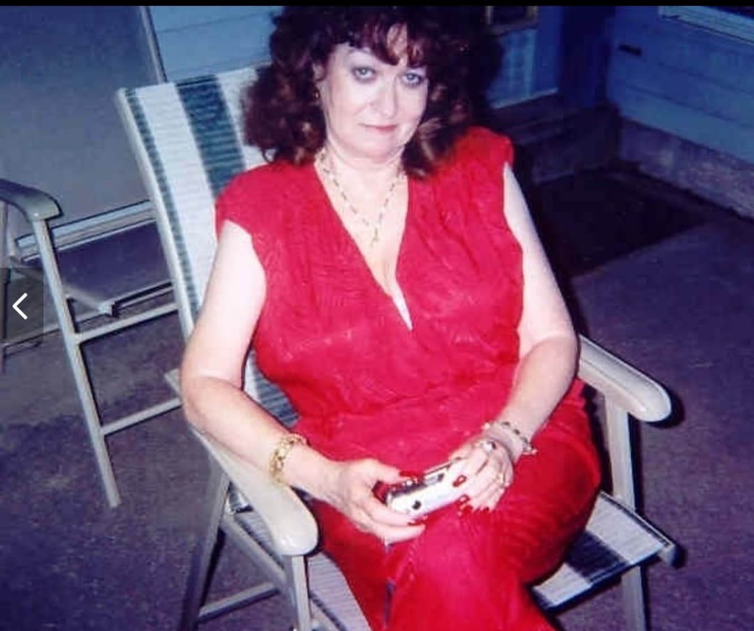 Anyone else know Mary? Roslyn? Edwards Rd?