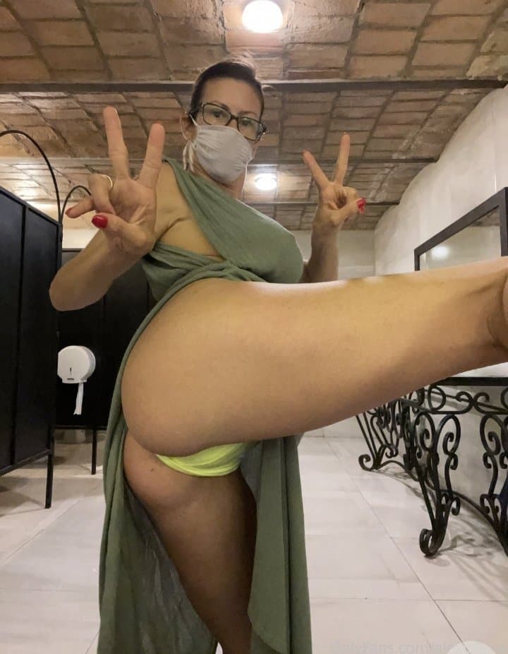 Coroa gostosa Alexis Fawx ??