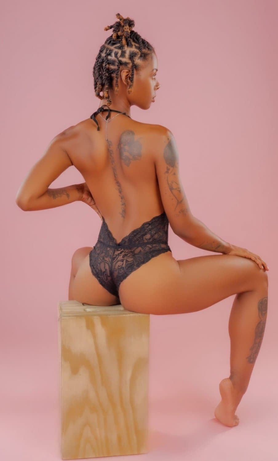 Carmella @carmelladean_