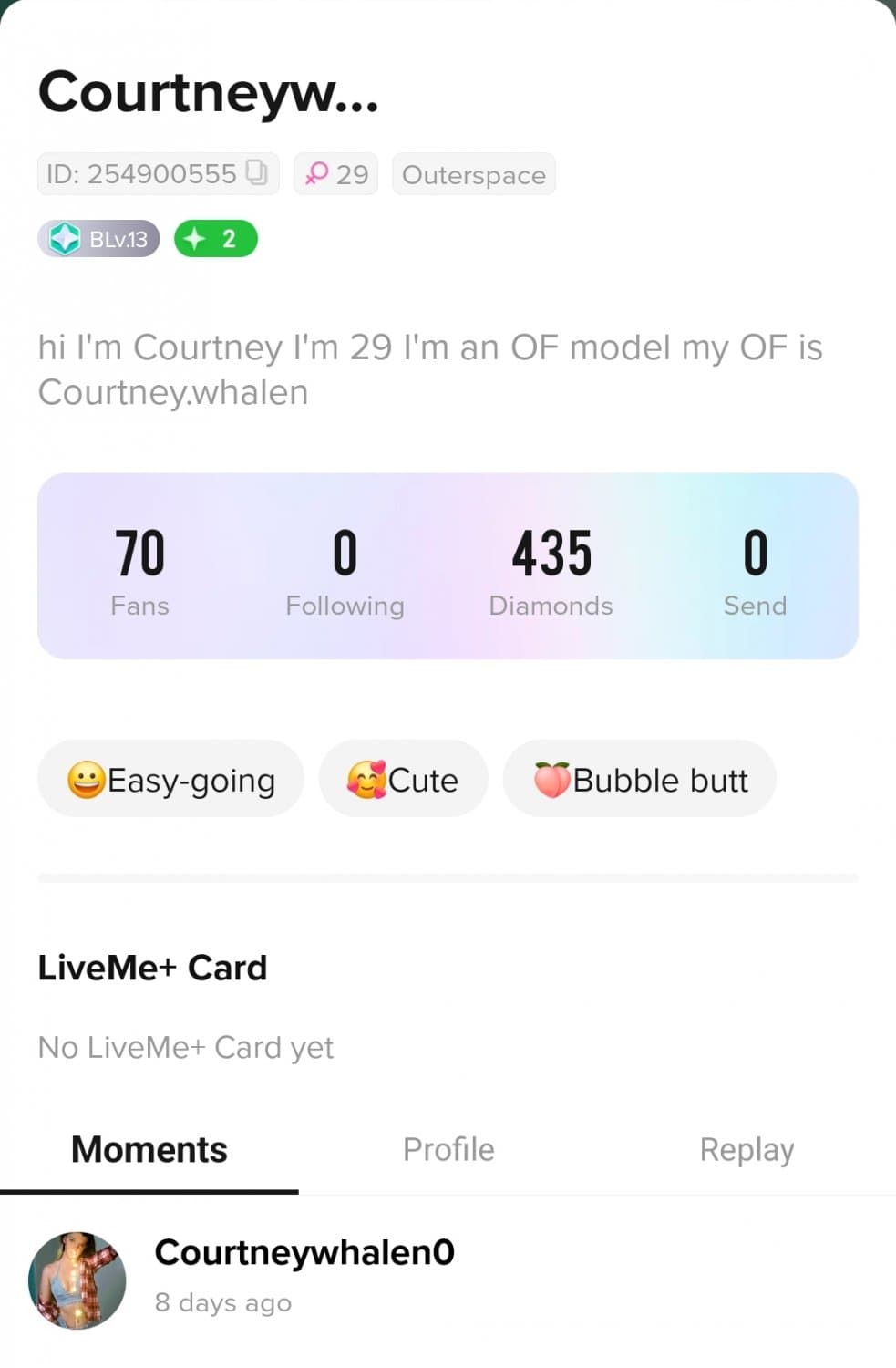 Courtney live boob play