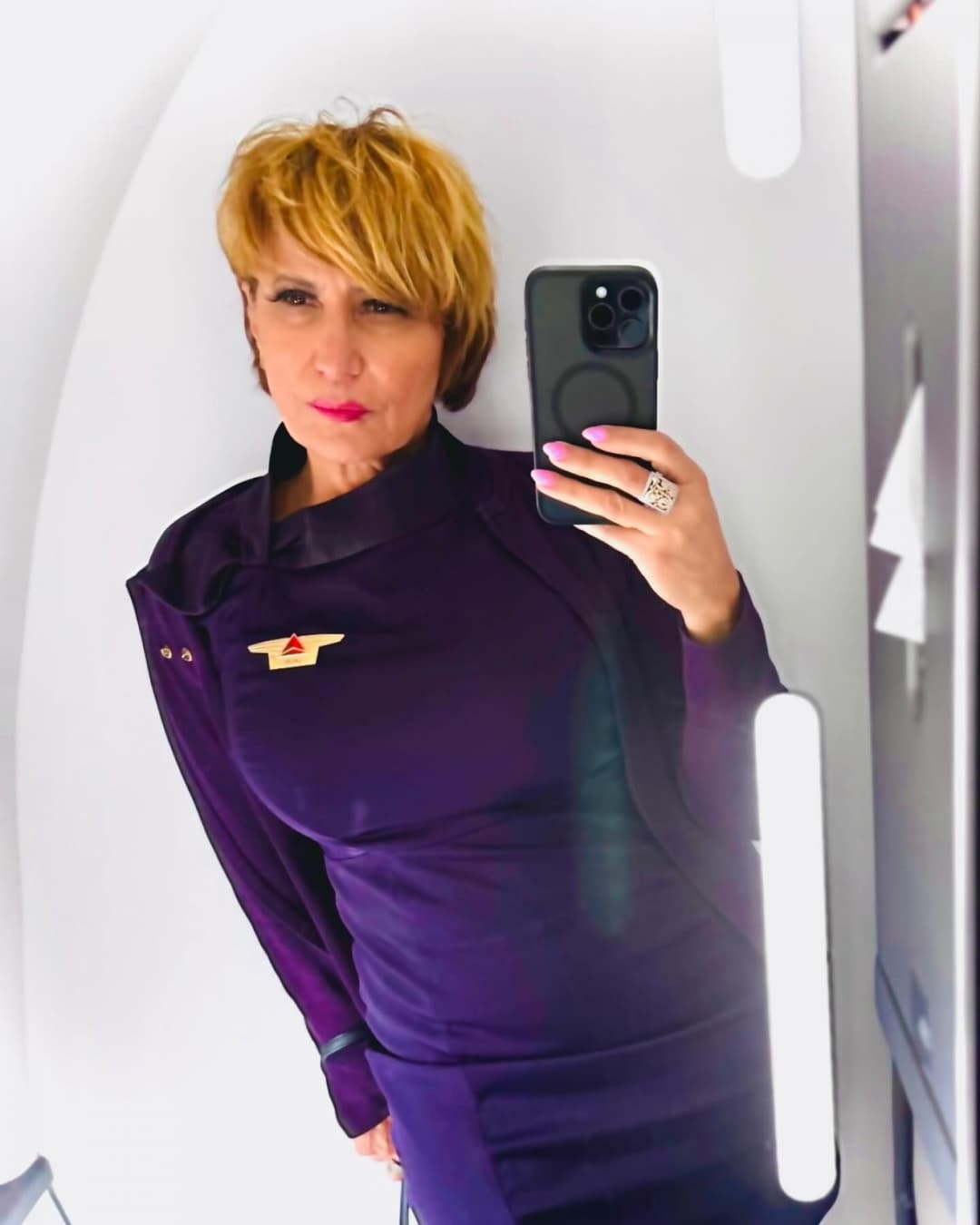 Thick Gilf flight attendant 3