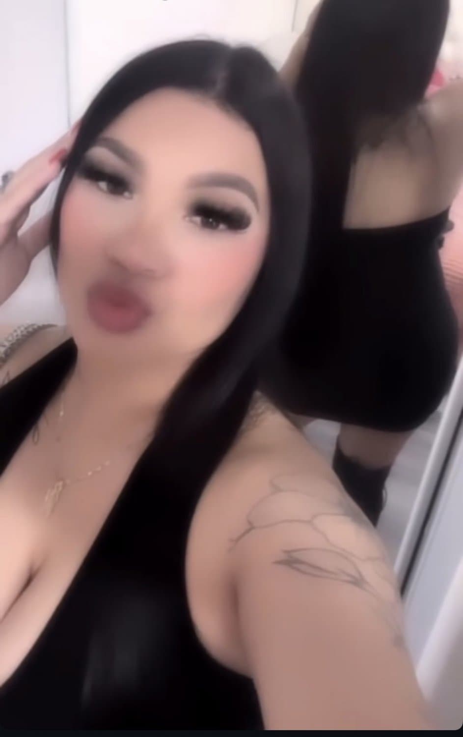 Big tit Latina milf showing toes