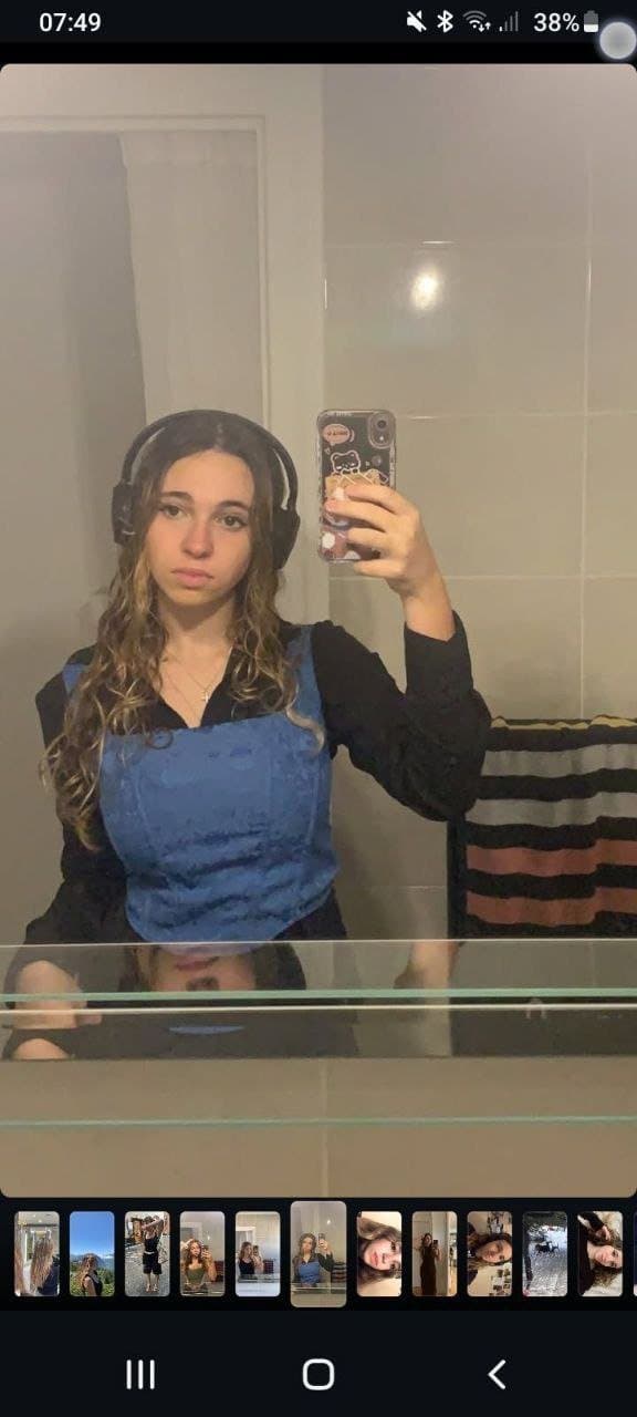 Chienne française exposé