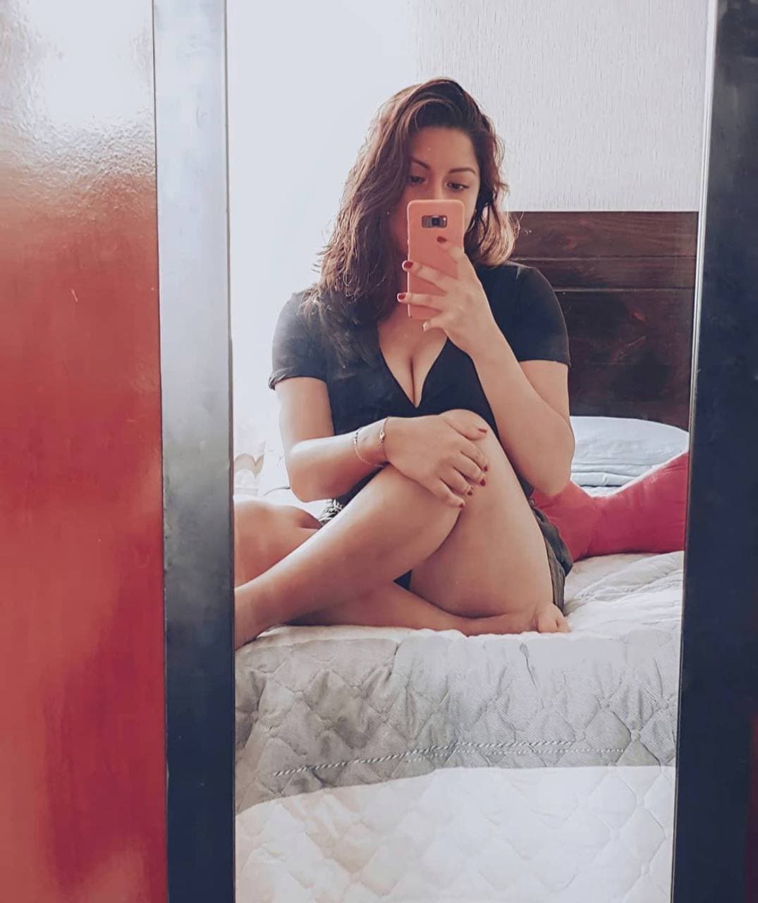 Karol puta tetona ninfómana