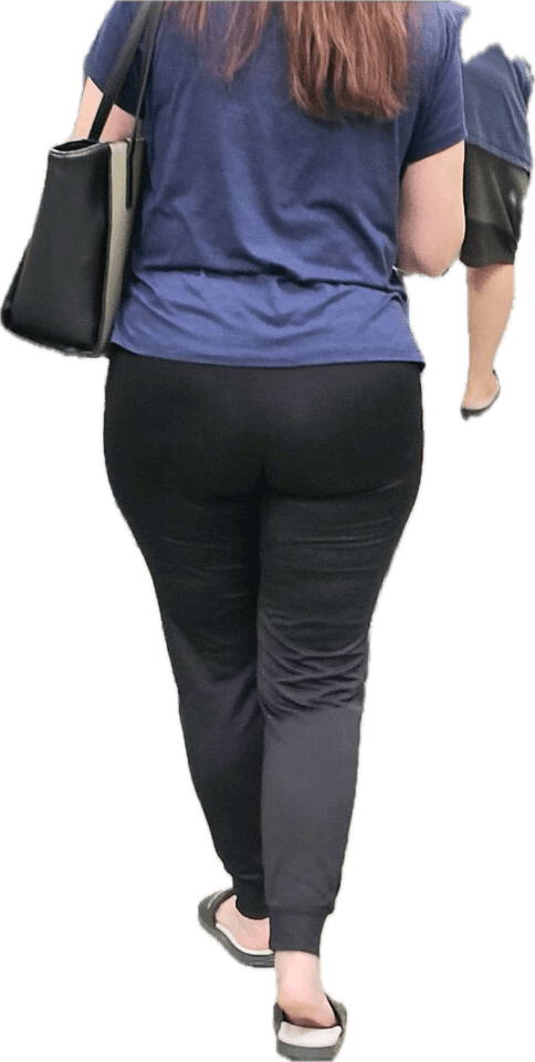 cute redhead MILF mom with a PHAT ?.