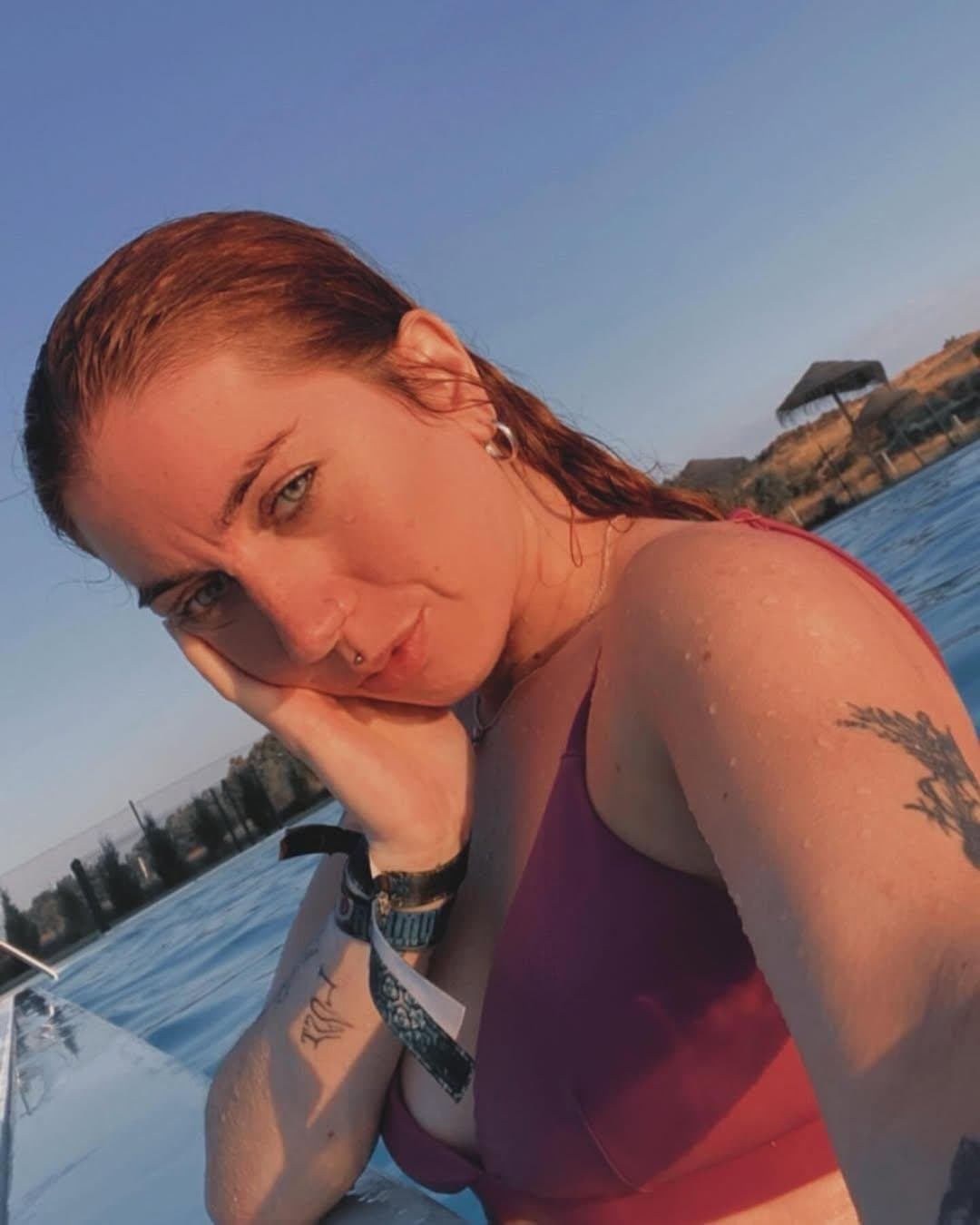 Please someone blast my sister in cum ?