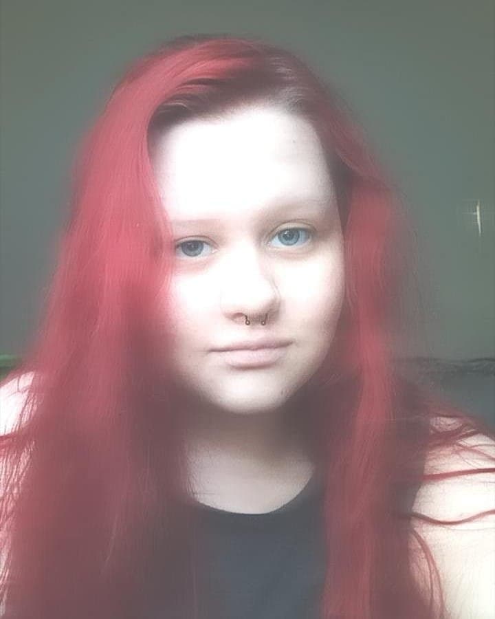 WHITE EMO WEEB MAKING GOONERS NUT