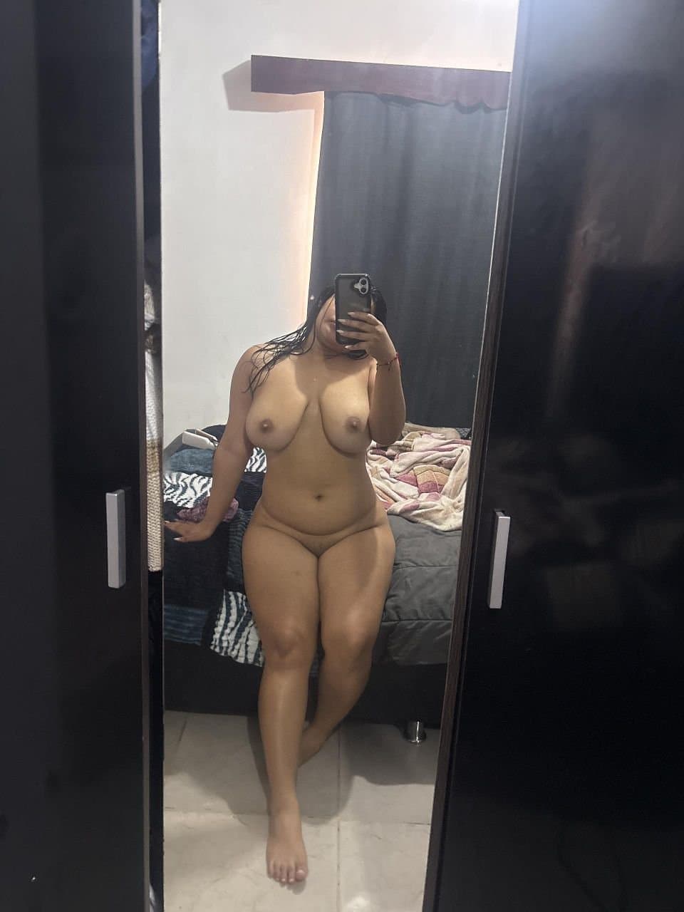 Latina muy puta está deseando hacer su primera escena nop0r