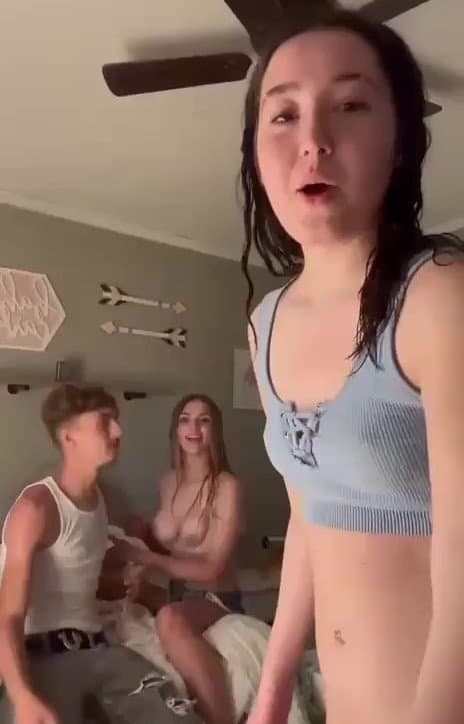 His gf caught him with two sluts trynna fuck him
