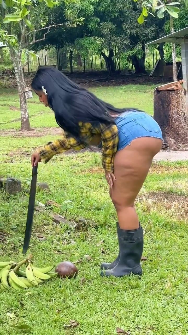 Amazon Big Booty Bit Tits Dominican