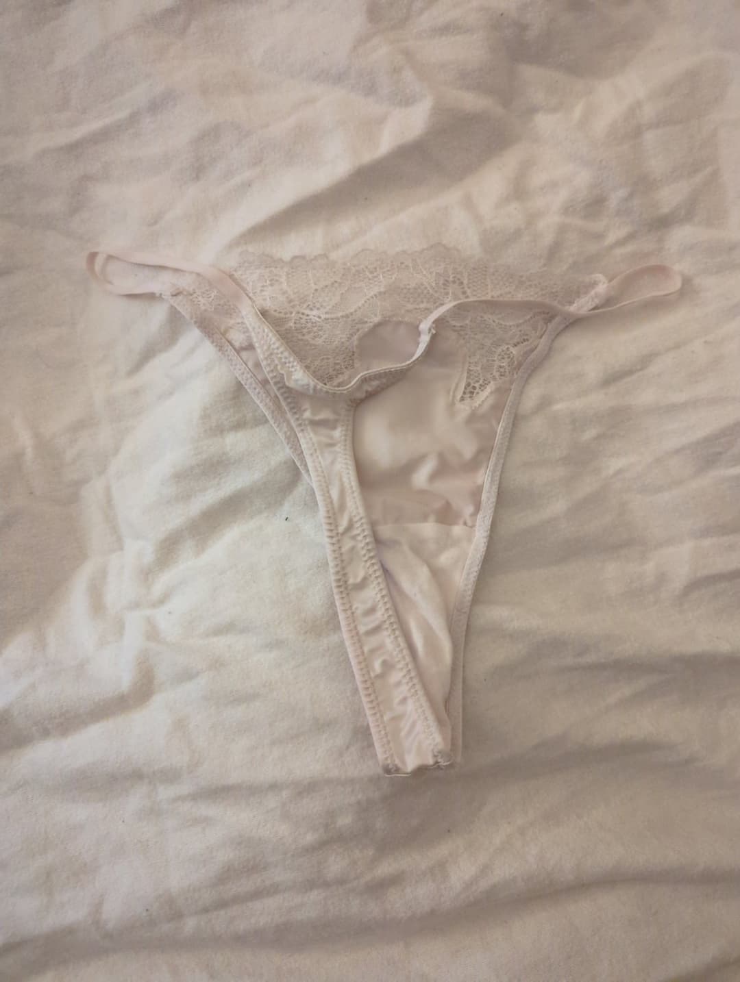 Click to view full size Hot flatmates panties