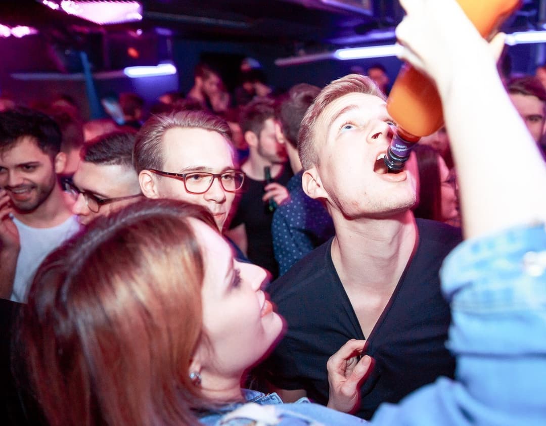 hiddencam cheating party girl  cheating after club night on her boyfriend ultimate video collection