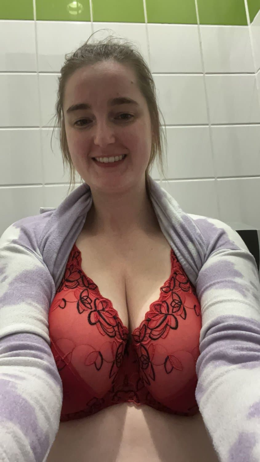 Big tit wife UK wife Nicole is a cockslut