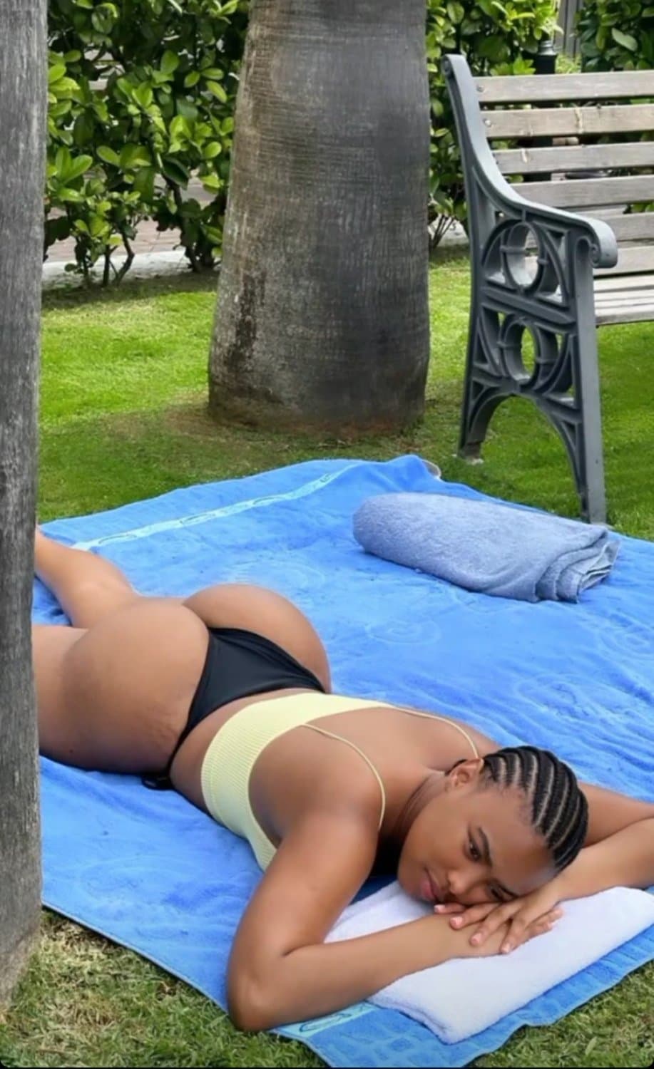 Click to view full size Big Ass South African