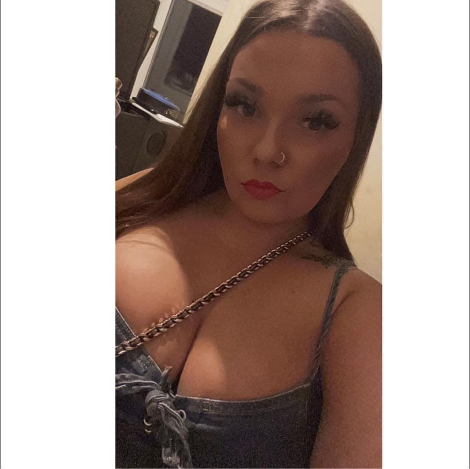 Chloe, Bigtit Milf from Kent