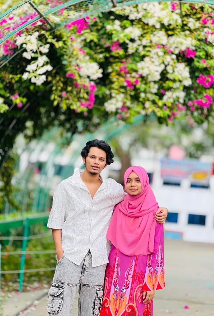 Bengali Famous Young Couple Vlogger Scandal Leak