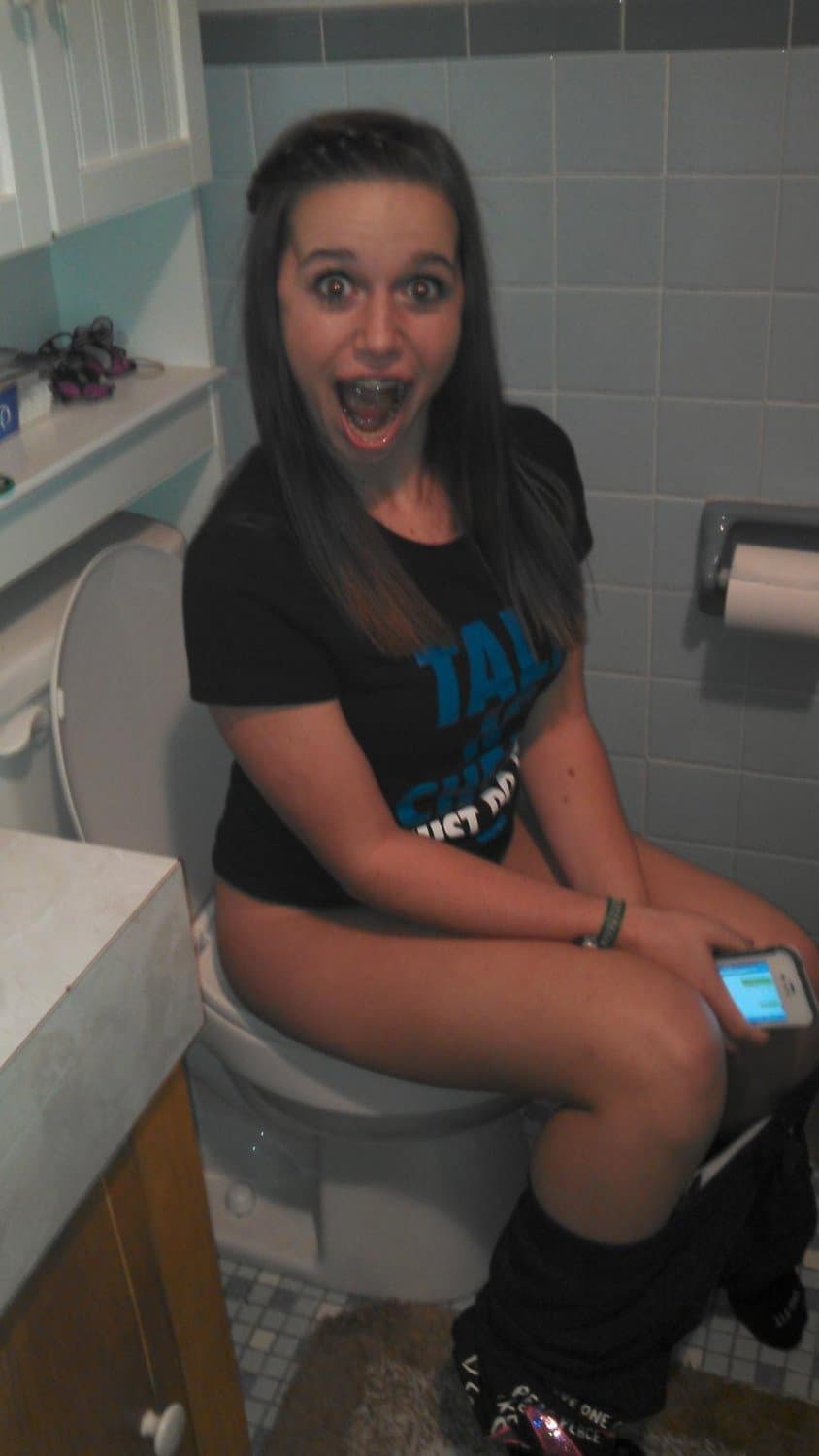 Pissing girls ❤️❤️