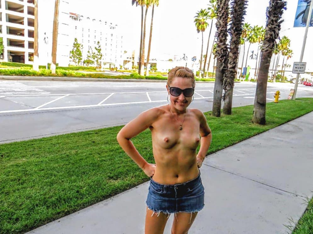 Cheating Wife Leaked Naked Dressed Wife Info In Comments