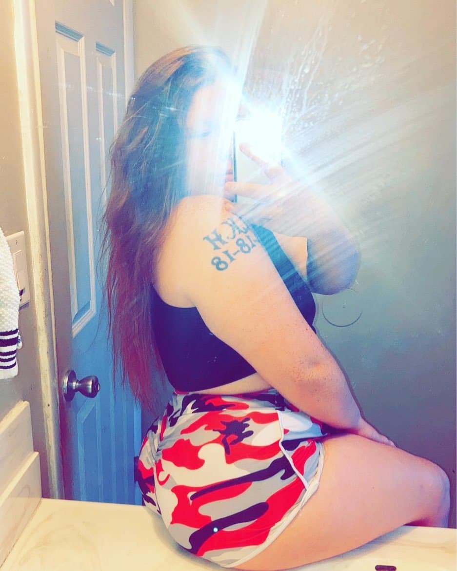 Redhead milf (post her pregnant in an earlier post)