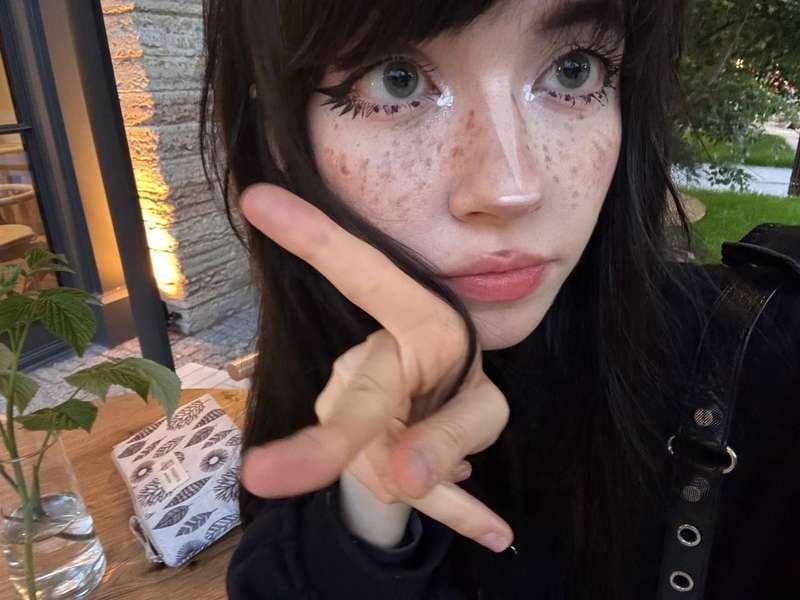 BEAUTIFUL HOT TEEN ABG MASTURBATING (LEALED) (joy, latina, teen, ass, e-girls, asian, abg, japanese)