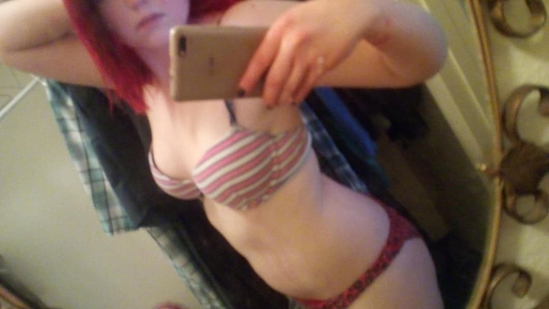 Kaylee 20F Slut sent pics asking to be shared, brunette slut tiny tits