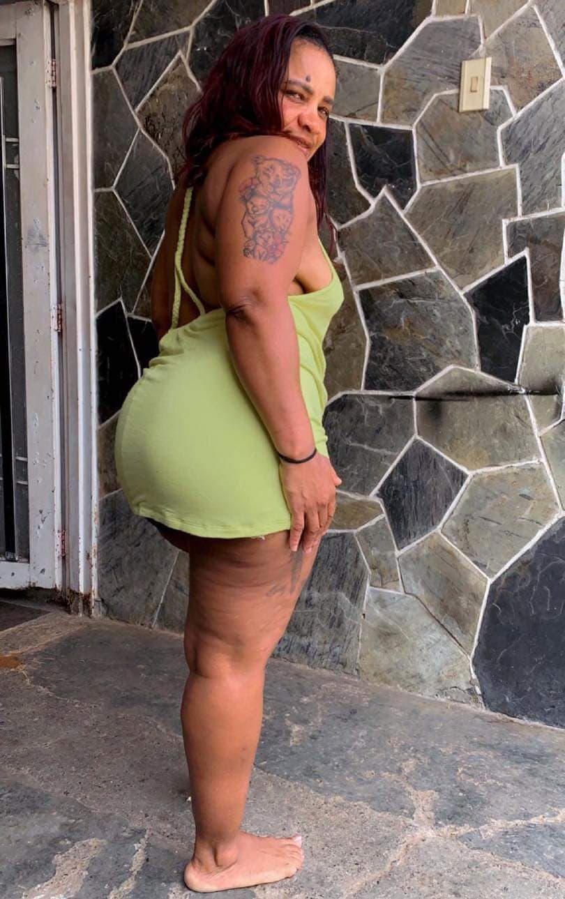 Madura gorda morena muy cachonda sabe lo qe tiene de rico