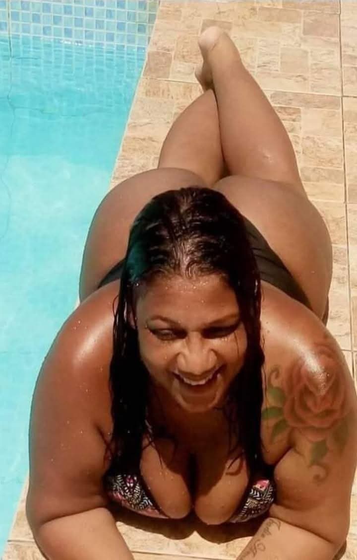 Pensa numa gordinha muito gostosa