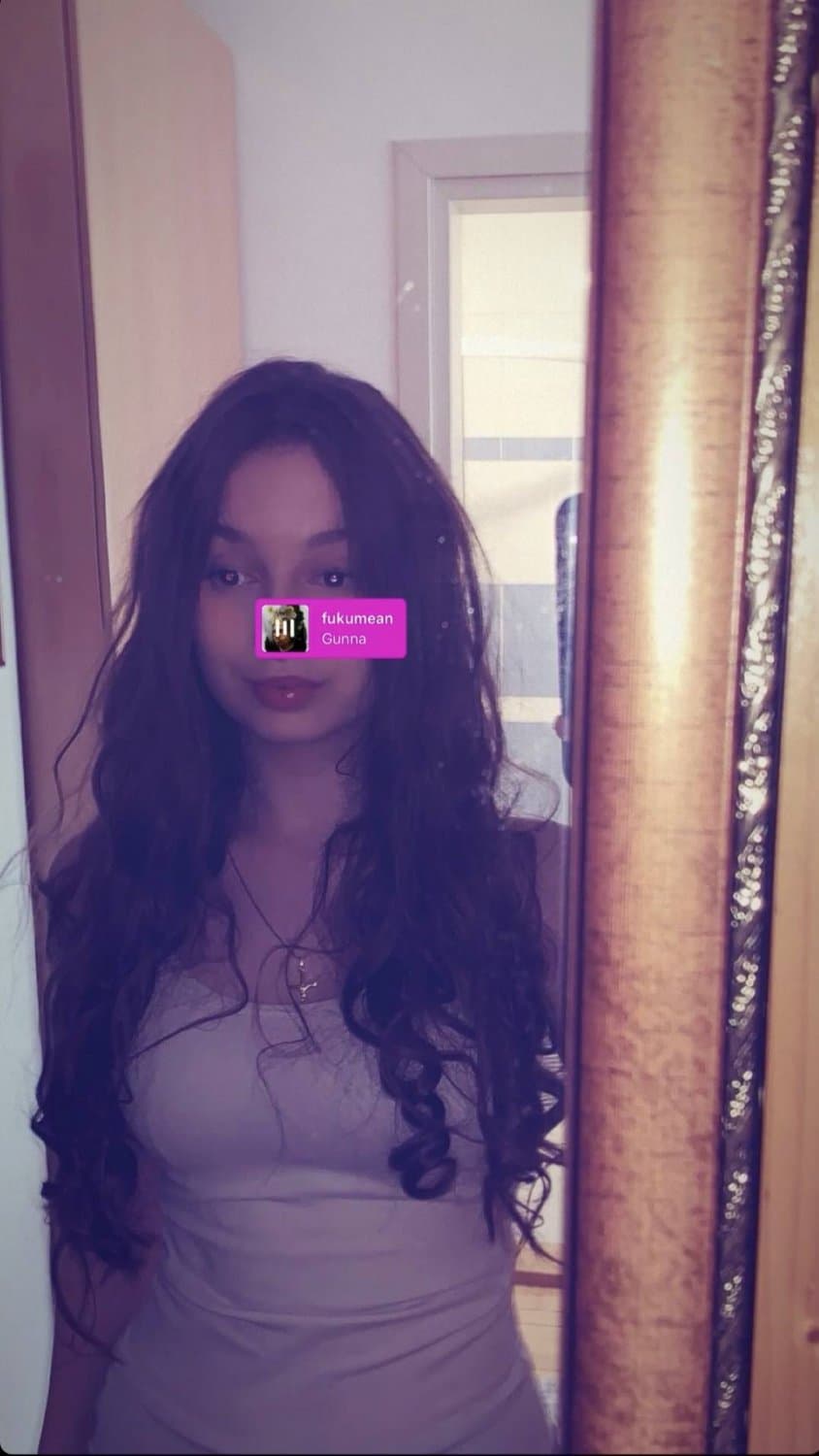 Click to view full size Iva, a balkan cumslut who loves to get facials - she will suck any dick ? including urs ?