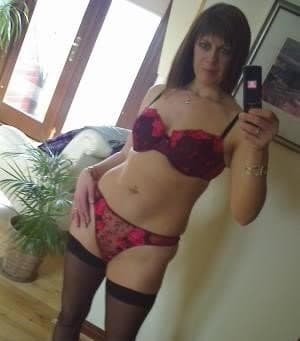 Wendy from Kinross - A Mature Scottish woman to lust over