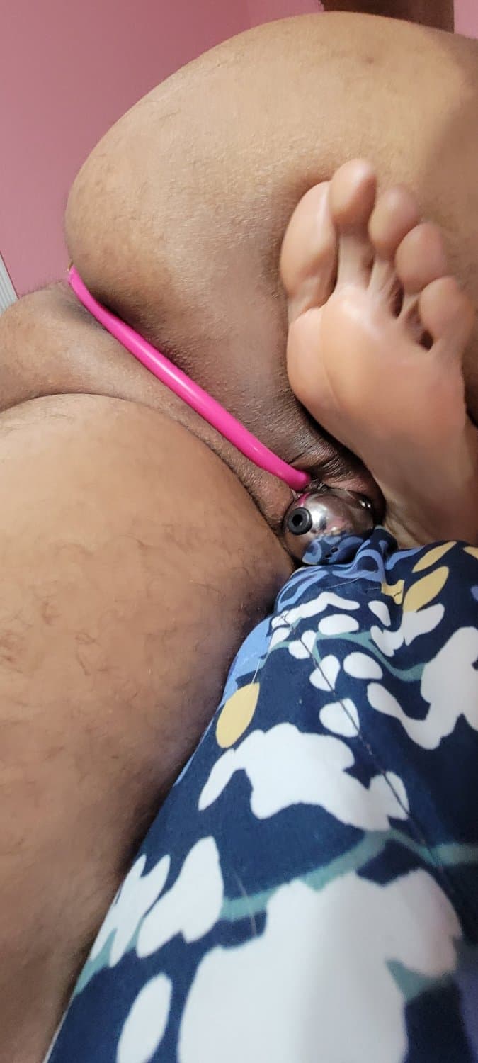 Click to view full size Caged cuck exposed