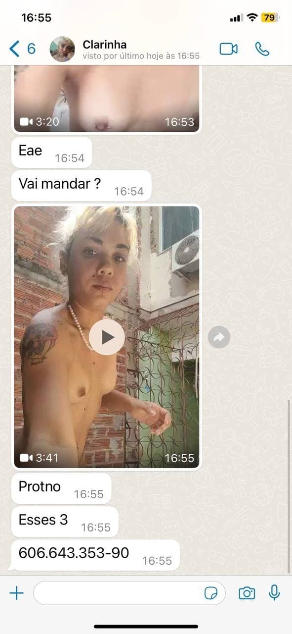 Live da novinha baixa renda peladinha no quintal e no quarto da favela