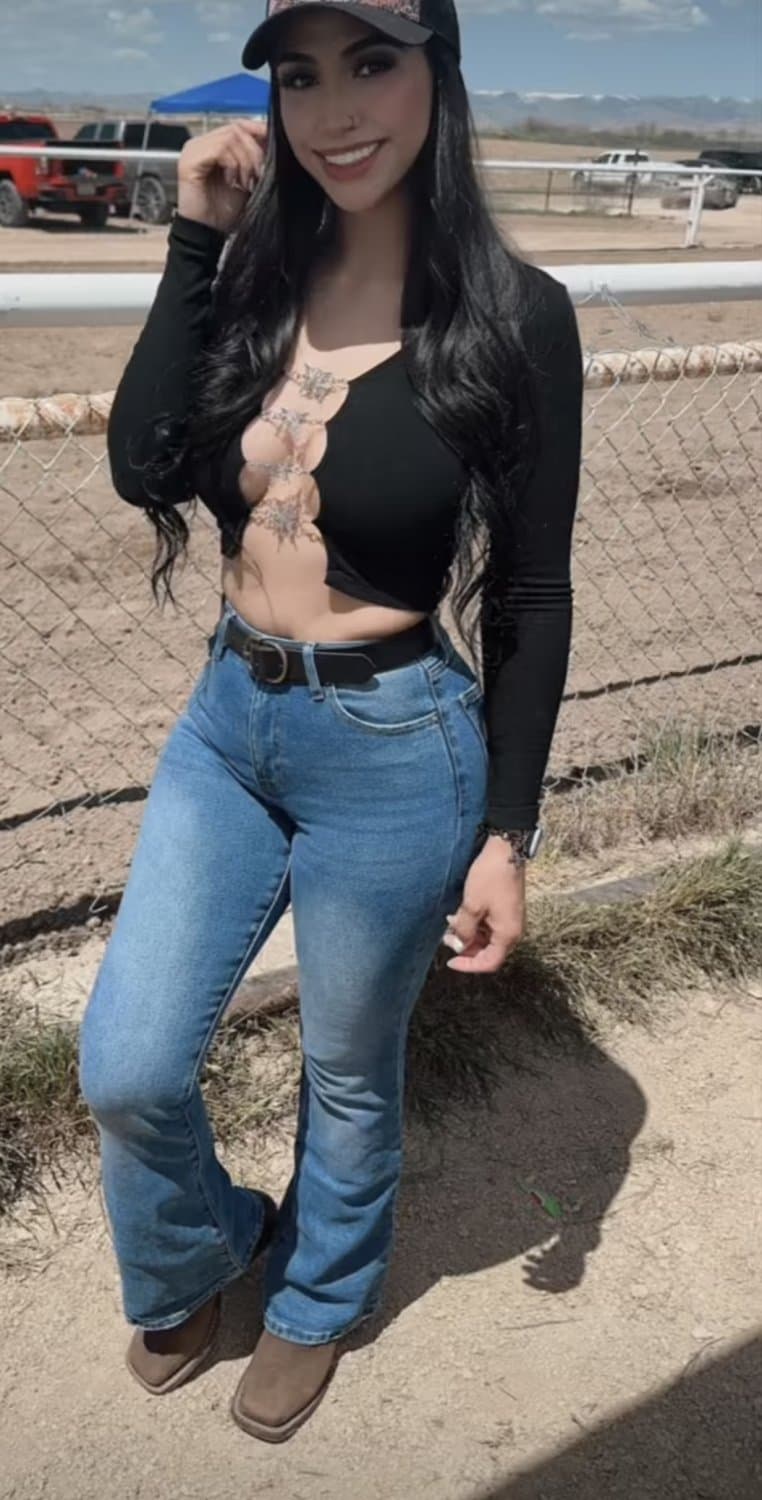 Baddest Latina, are you fuckin??