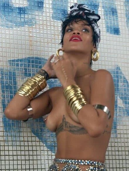 Rihanna Is Such A Beautiful Goddess Slut How Could You Not Resist A Edging Session ??