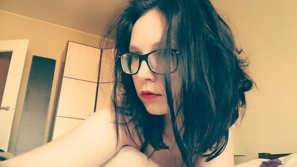 Tinder single student