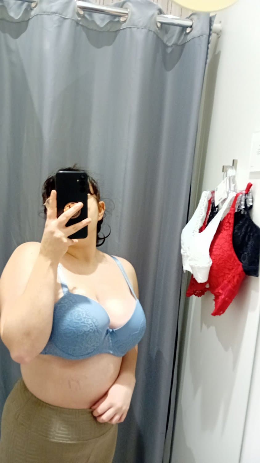 Sweet 18 and already a webslut