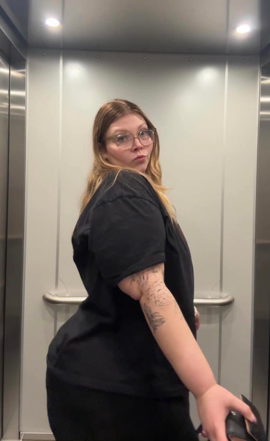 Click to view full size MASSIVE HUGE ASS SSBBW