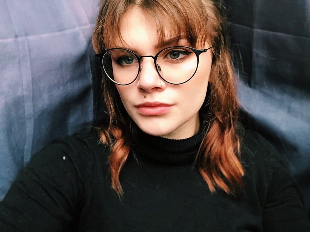 Click to view full size Fat Breasted Alt Girl