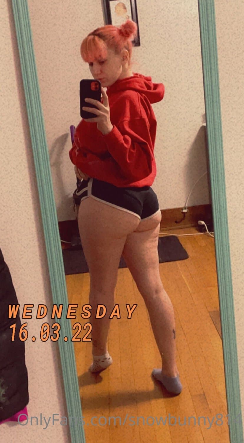 Snowbunny is just asking to have BBC buried in her