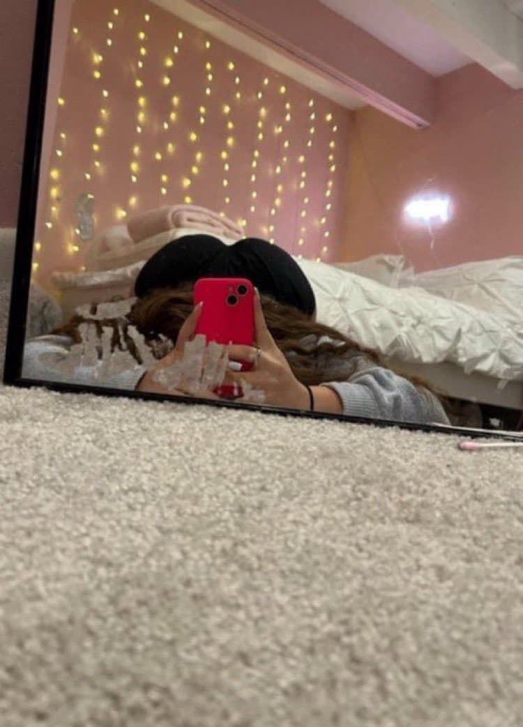 Busty PAWG slut ella from Colby College