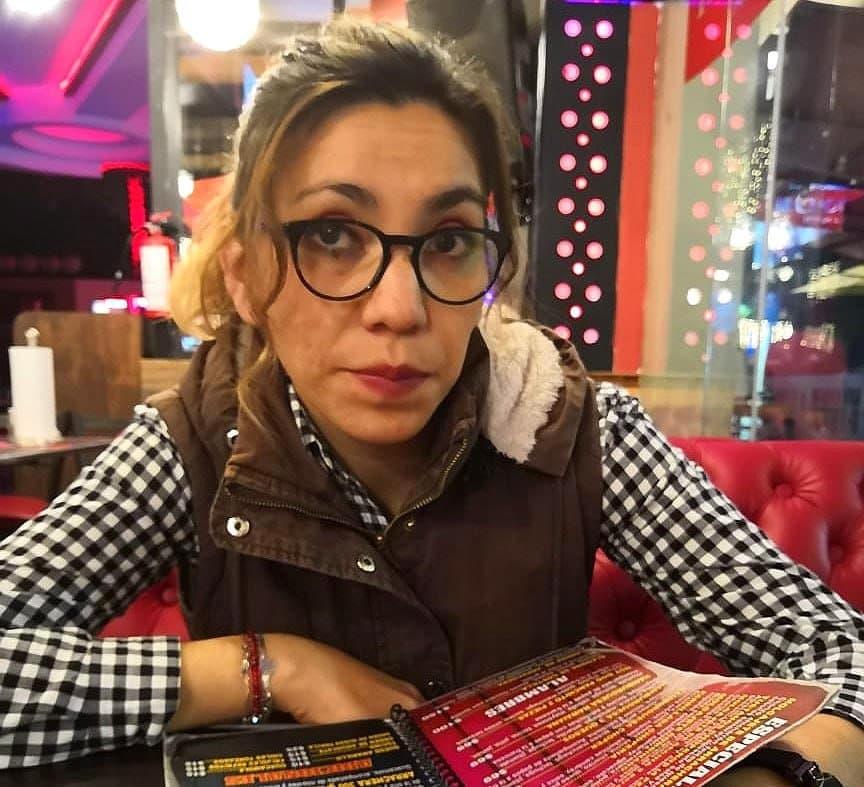 Adeline Madre Culo Fácil Con Cualquiera Que Le Hable Bonito