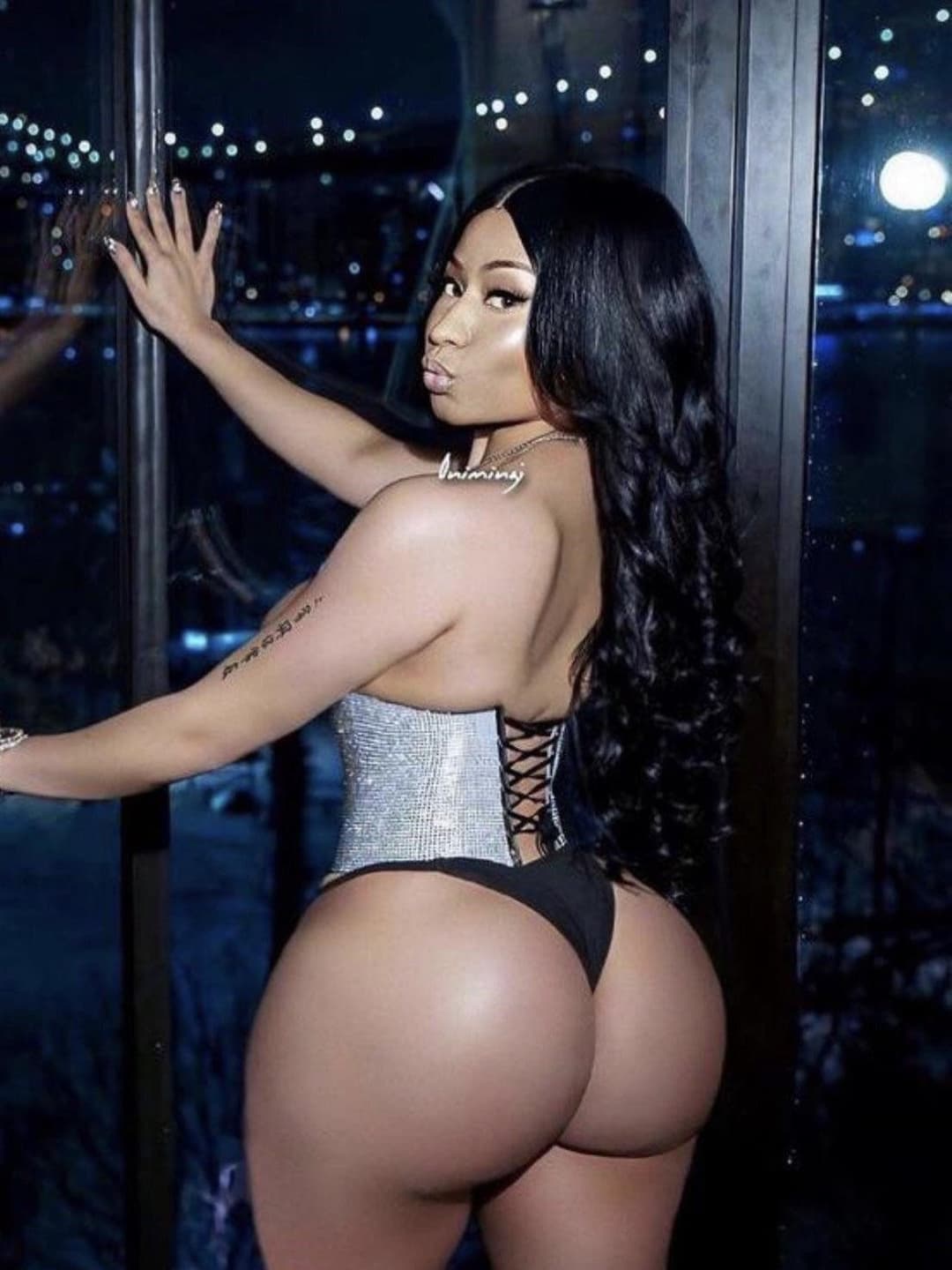 Nicki Minaj Jerk Off Instructions