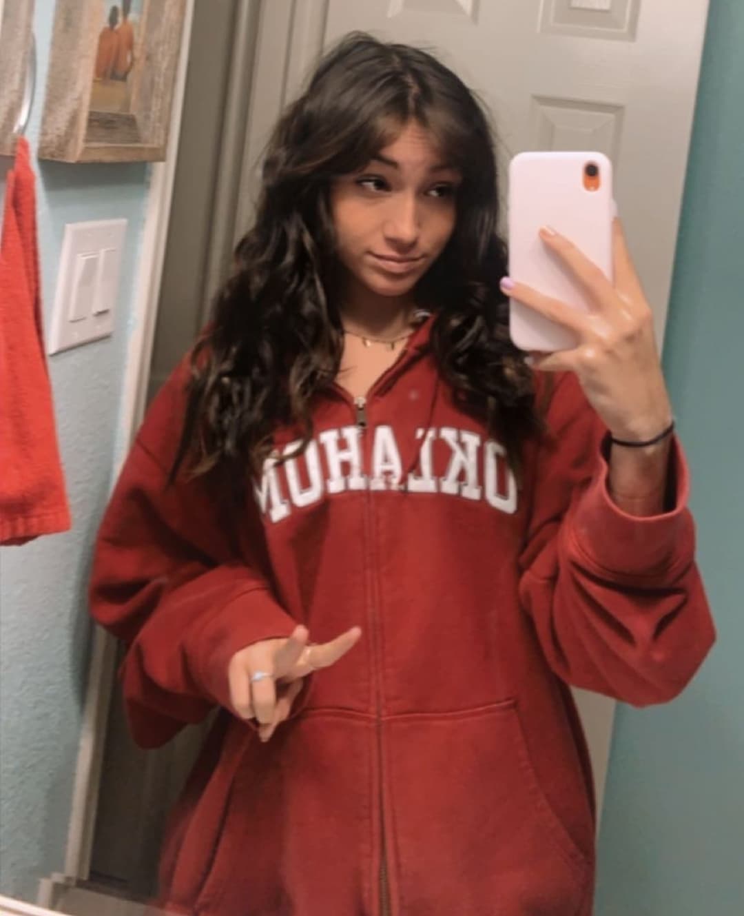 Irl brunette webslut Mikaela wants us to drain our cum to her. Comment/dm open!