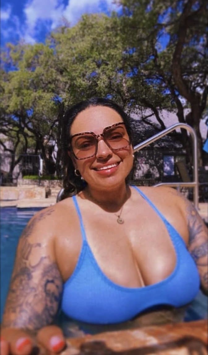 Click to view full size Moe has a strangle hold on me ? (NN)